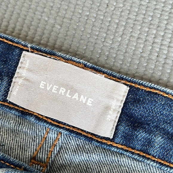 Everlane Jean - 29 (28 actual) - Picture 2 of 11